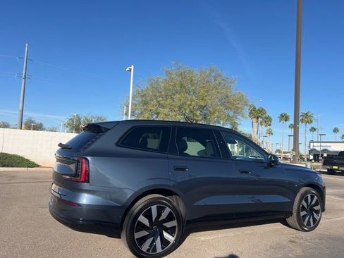 New 2025 Volvo EX90 Plus w/ Protection Package Premier image 3