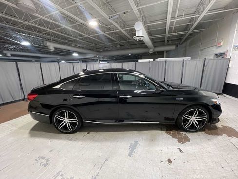 Used 2022 Honda Accord Touring image 27