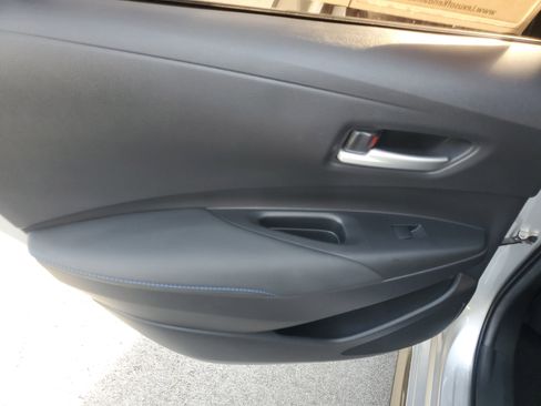 Used 2022 Toyota Corolla SE image 13