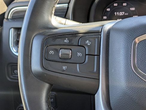 Used 2023 GMC Yukon SLT image 23