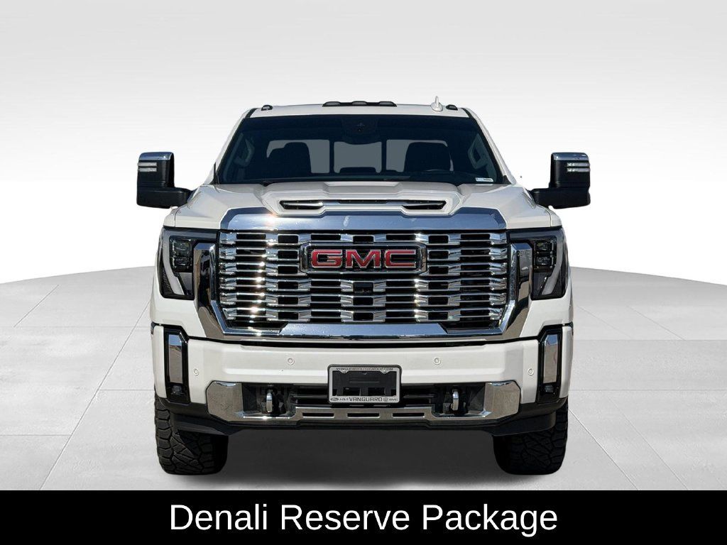 Used 2024 GMC Sierra 2500 Denali w/ Denali Reserve Package AWD/4WD image 3