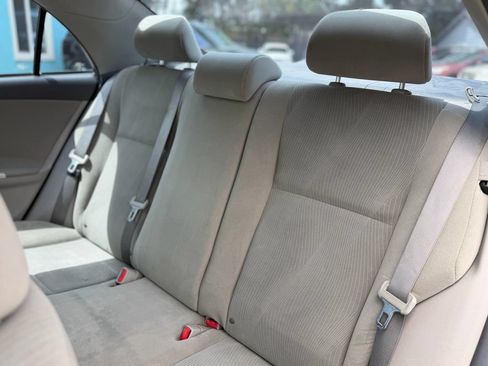 Used 2011 Toyota Corolla LE FWD image 12
