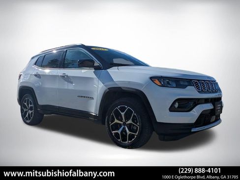 Used 2025 Jeep Compass Limited AWD/4WD image 1