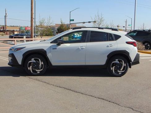 New 2026 Subaru Crosstrek 2.5i Limited w/ Crosstrek Mirror Package AWD/4WD image 7