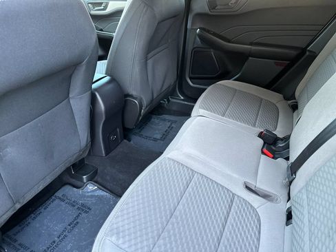Used 2022 Ford Escape SE FWD image 11