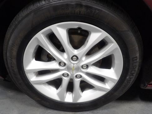 Used 2016 Chevrolet Malibu LT FWD image 23