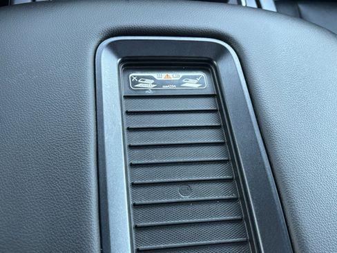 Used 2018 Chevrolet Silverado 1500 LTZ Z71 image 25