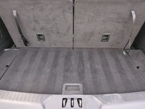 Used 2023 Ford Explorer XLT w/ Equipment Group 202A AWD/4WD image 35