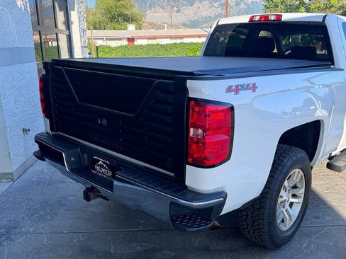Used 2017 Chevrolet Silverado 1500 LT w/ True North Edition AWD/4WD image 5