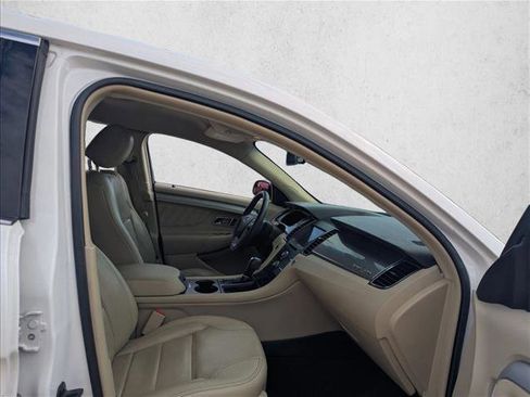 Used 2018 Ford Taurus SEL w/ Equipment Group 201A image 15