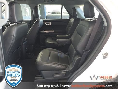 Used 2024 Ford Explorer XLT w/ Equipment Group 202A image 9
