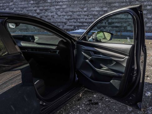 Used 2024 MAZDA MAZDA3 s image 15