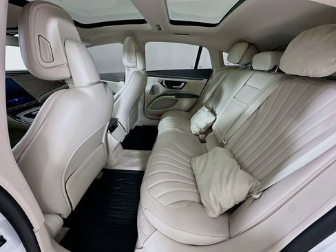 Used 2023 Mercedes-Benz EQS 450+ Sedan image 27