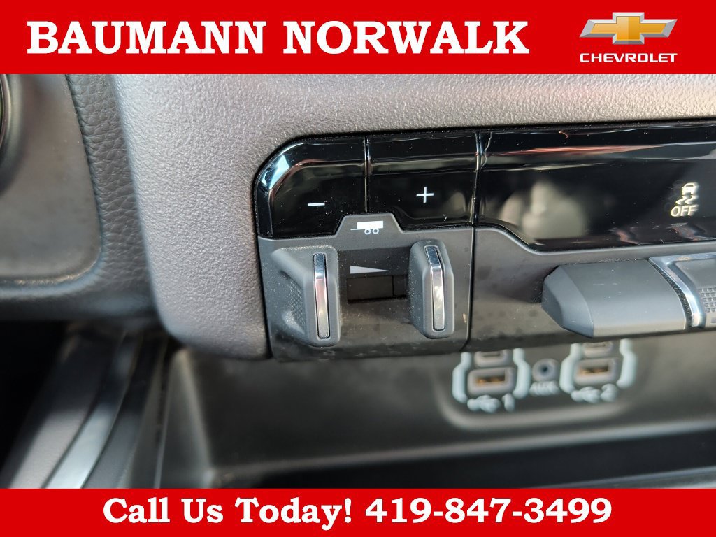 Used 2024 RAM 1500 Big Horn AWD/4WD image 39