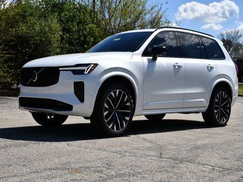 New 2026 Volvo XC90 B6 Ultra w/ Protection Package Premier AWD/4WD image 3