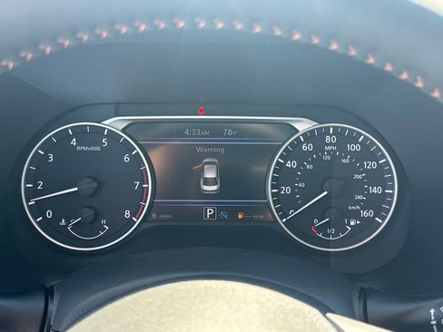 New 2025 Nissan Sentra SR w/ SR Premium Package image 21