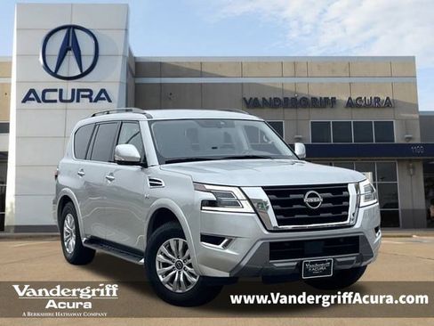 Used 2021 Nissan Armada SV image 1