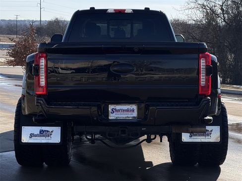 Used 2024 Ford F350 Lariat image 5