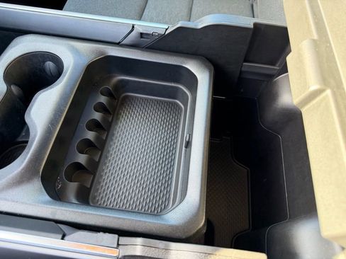 Used 2025 RAM 1500 Big Horn image 26