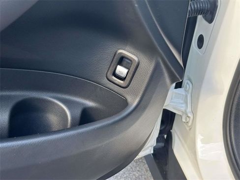 Certified 2022 Mercedes-Benz GLC 300 4MATIC image 14