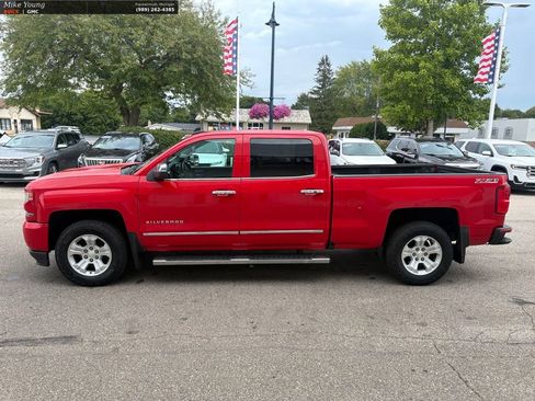 Used 2016 Chevrolet Silverado 1500 LTZ Z71 w/ LTZ Plus Package AWD/4WD image 9