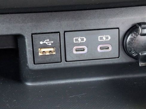 Certified 2024 Toyota Highlander XSE FWD image 22