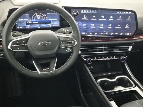 New 2026 Chevrolet Traverse Z71 w/ Driver Confidence Package AWD/4WD image 30