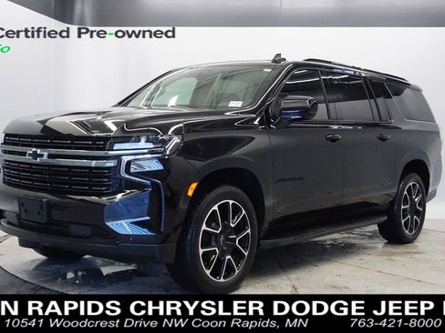 Used 2022 Chevrolet Suburban RST image 1