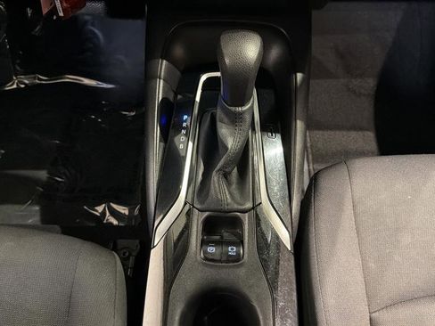 Used 2021 Toyota Corolla LE w/ Carpet Mat Package (TMS) image 22