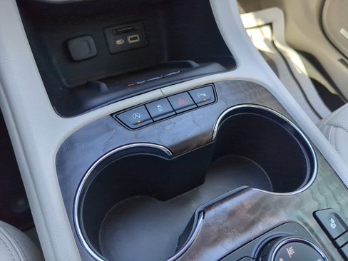 Certified 2023 GMC Acadia Denali w/ Denali Ultimate Package image 25