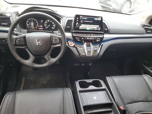 Certified 2025 Honda Odyssey Elite image 16