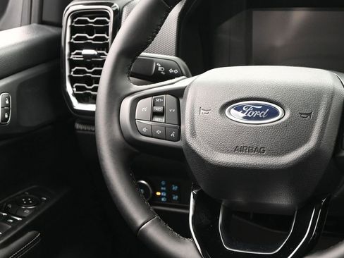 New 2025 Ford Ranger XLT w/ FX4 Off-Road Package image 30