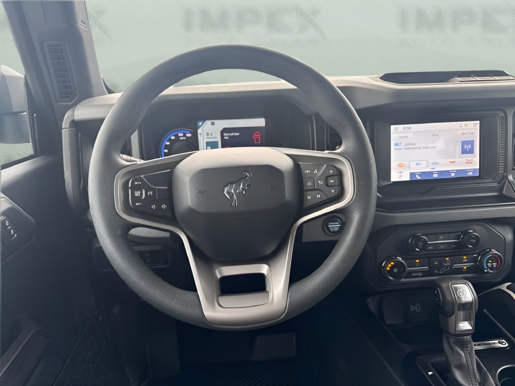 Used 2022 Ford Bronco 4-Door AWD/4WD image 9