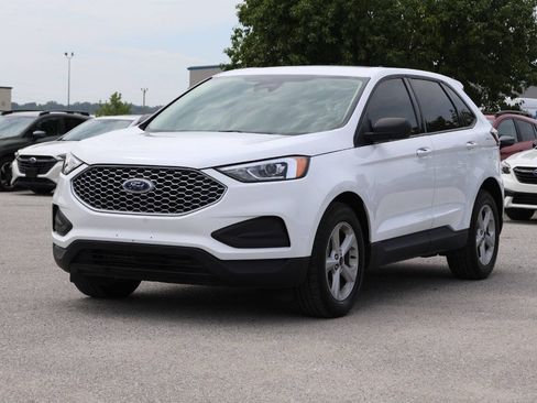 Used 2024 Ford Edge SE AWD/4WD image 6