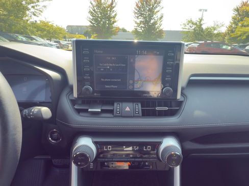 Used 2019 Toyota RAV4 Limited w/ Cold Weather Package image 19