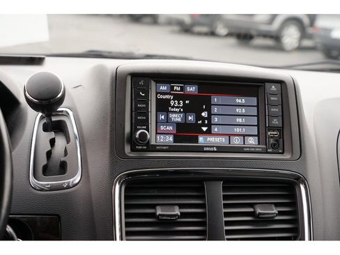 Used 2017 Dodge Grand Caravan SE w/ Power Window Group image 21