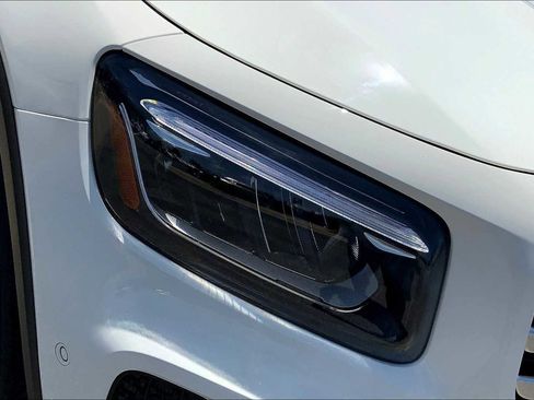 Used 2025 Mercedes-Benz GLB 250 image 20