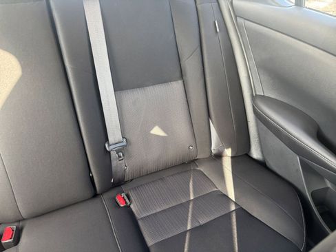 Used 2025 Nissan Sentra SV image 34