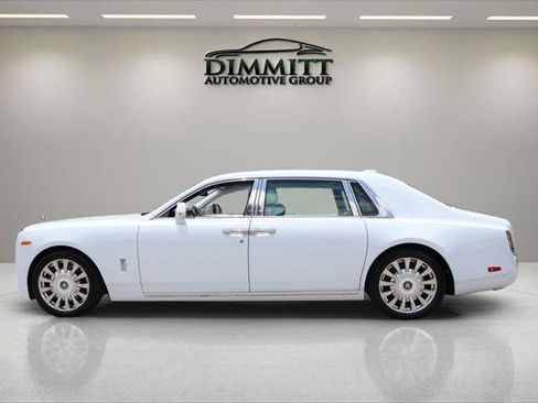 Certified 2023 Rolls-Royce Phantom Extended Wheelbase w/ Leather Finishing Pack RWD image 3