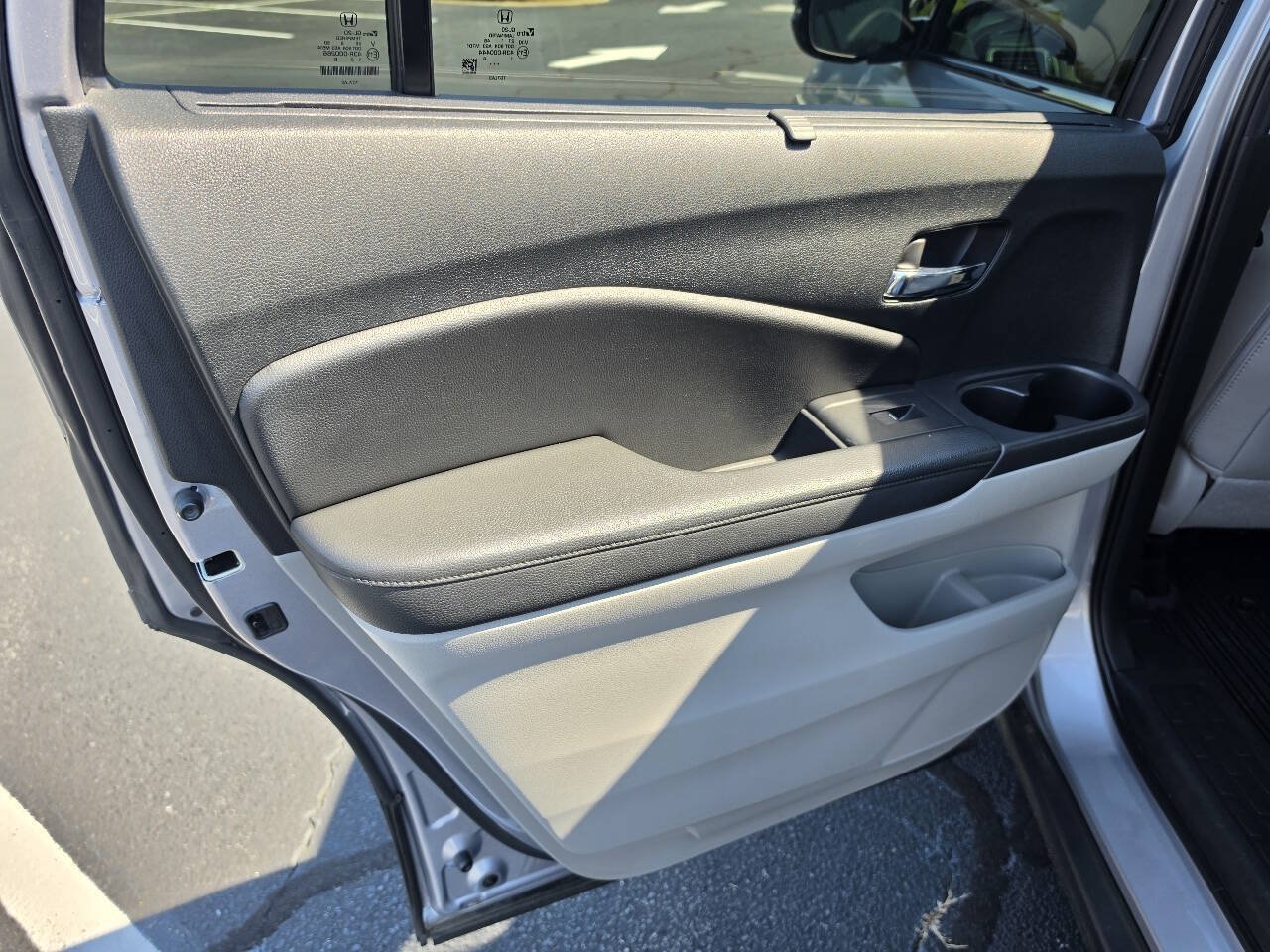Used 2020 Honda Pilot Touring image 36