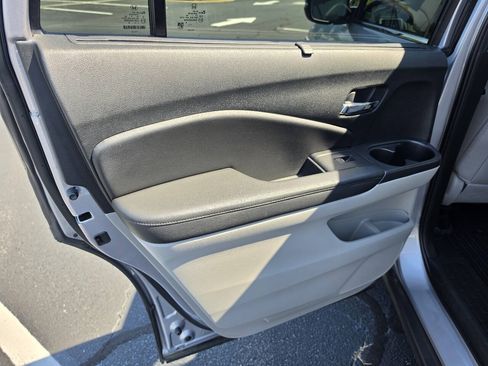 Used 2020 Honda Pilot Touring image 36