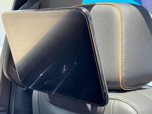 Used 2021 GMC Yukon AT4 w/ AT4 Premium Plus Package image 18