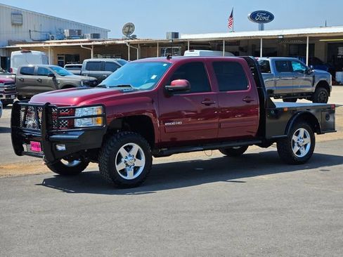 Used 2014 Chevrolet Silverado 2500 LTZ w/ LTZ Plus Package AWD/4WD image 3