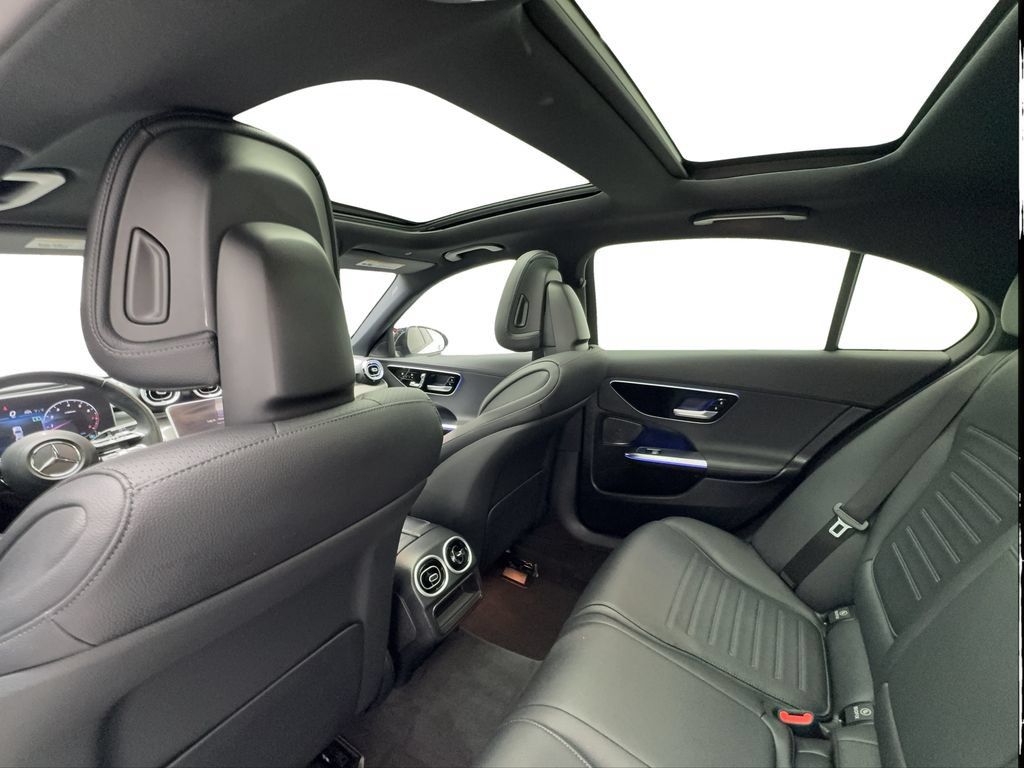 Used 2023 Mercedes-Benz C 300 Sedan image 24