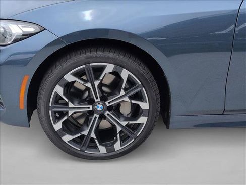 Used 2025 BMW 330i Sedan w/ Convenience Package RWD image 26