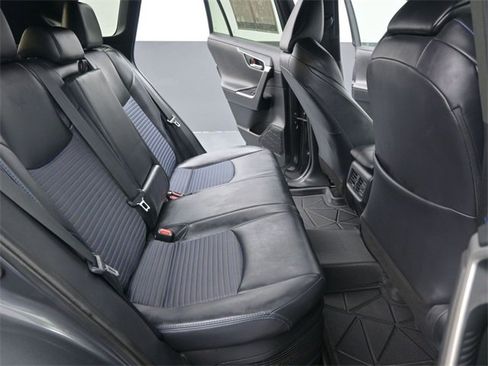 Used 2020 Toyota RAV4 XSE image 25