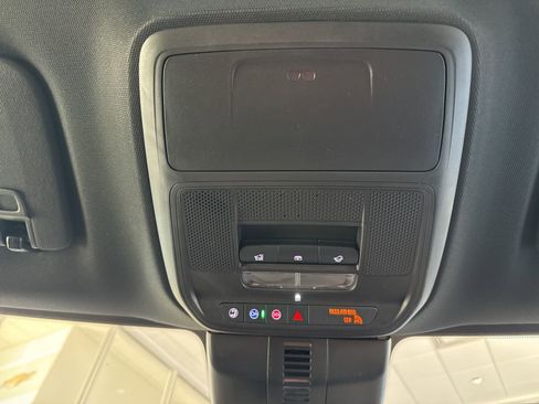 New 2026 Chevrolet Traverse Z71 w/ Driver Confidence Package image 36