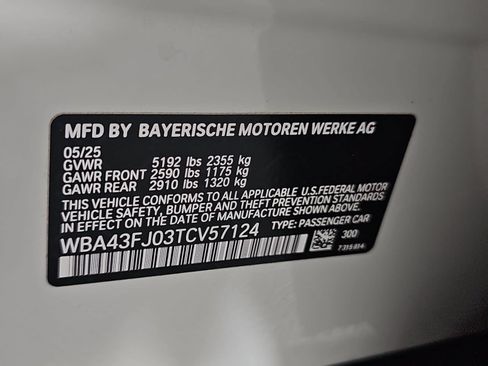 Used 2026 BMW 530i RWD image 33