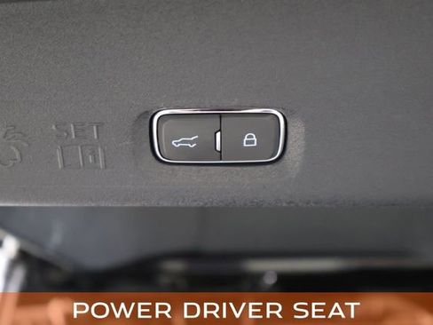 Used 2025 Ford Expedition Max Active RWD image 16