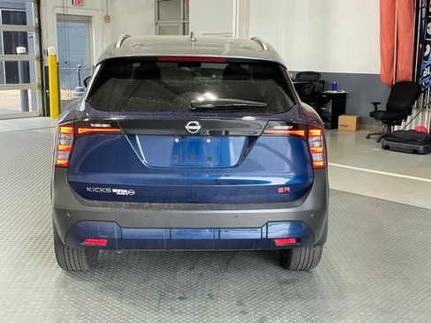 Used 2025 Nissan Kicks SR image 6